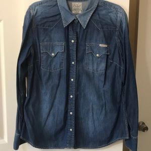 Lucky Brand pearl snap denim button down.